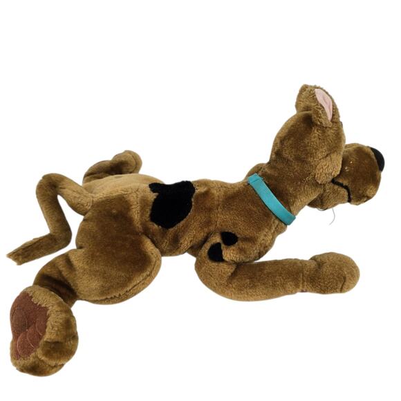 Vintage Y2K Cartoon Network Scooby Doo Plushie - Picture 2 of 9